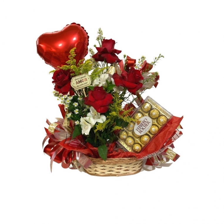 Arranjo com 4 rosas vermelhas, chocolate e balão decorativo Arranjo com 4 rosas vermelhas, chocolate e balão decorativo