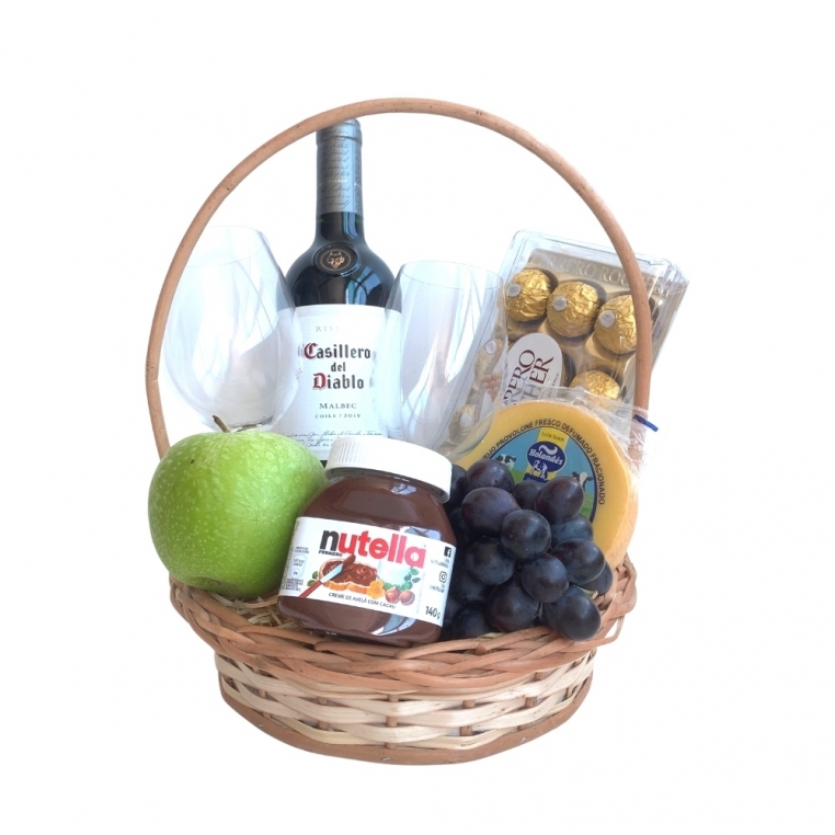 Cesta de vinho com chocolates Cesta de vinho com chocolates